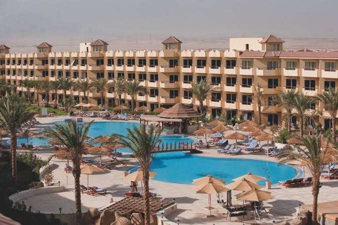 Amwaj Beach Hotel