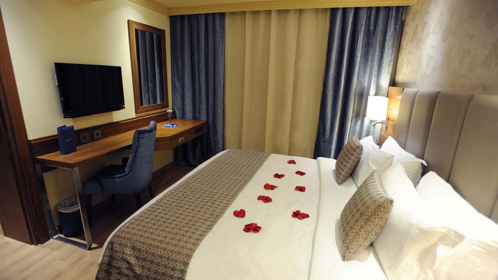 Gems Hotel