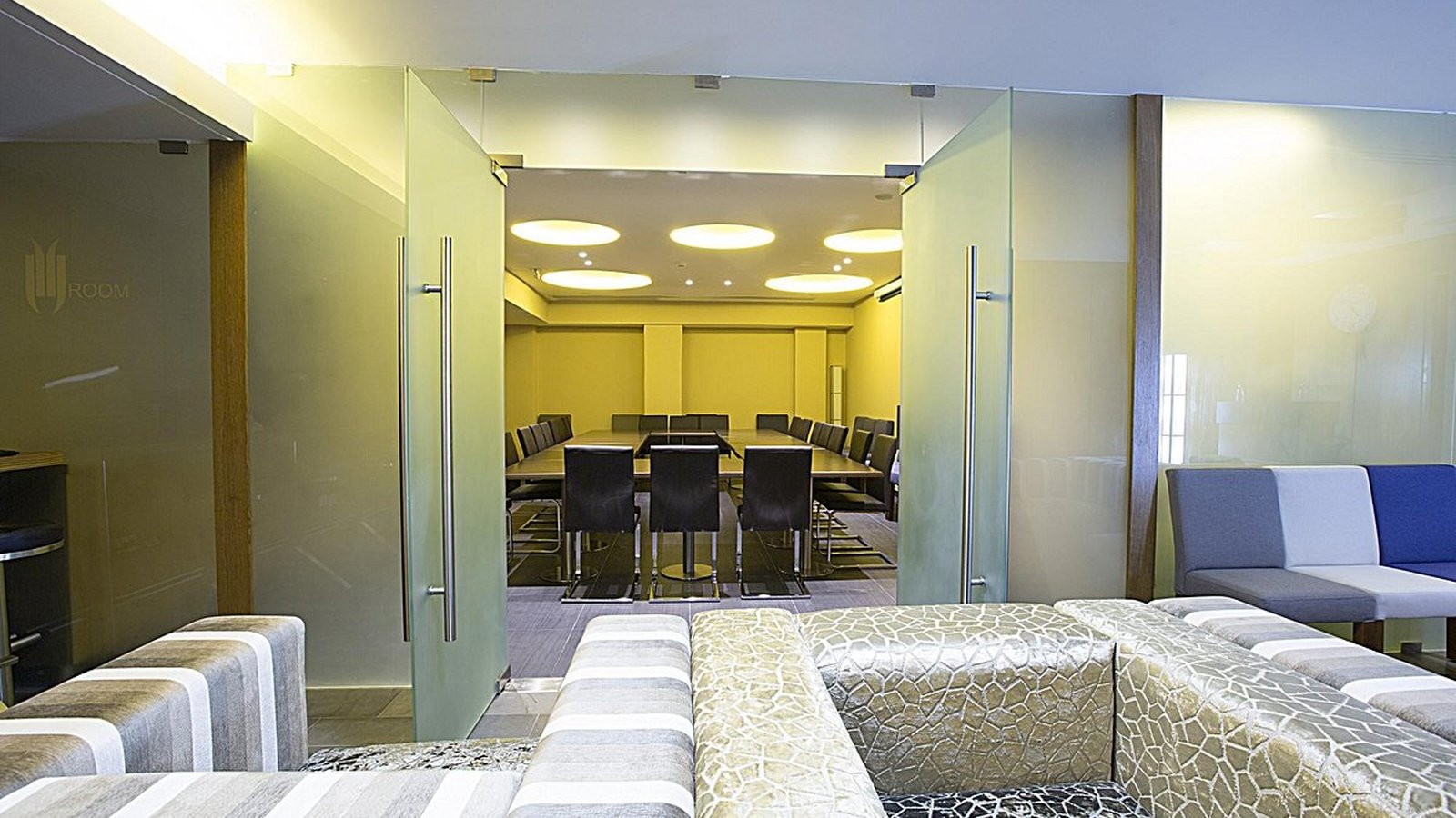 J hotel and spa