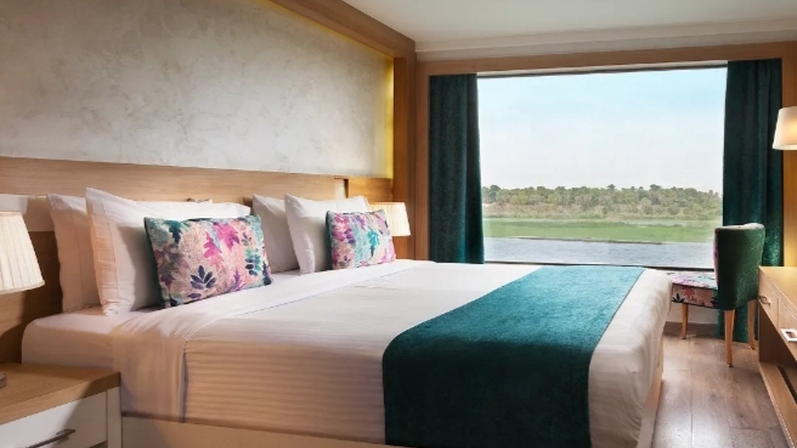Acamar Cruise