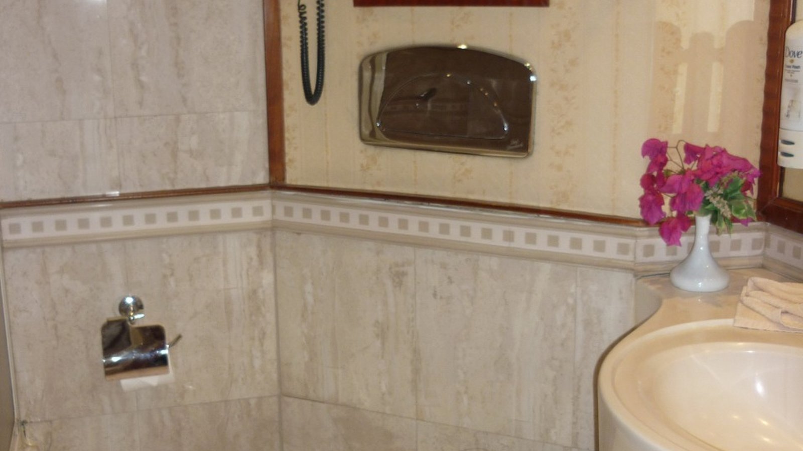 M-S QUEEN TI-YI NILE CRUISE