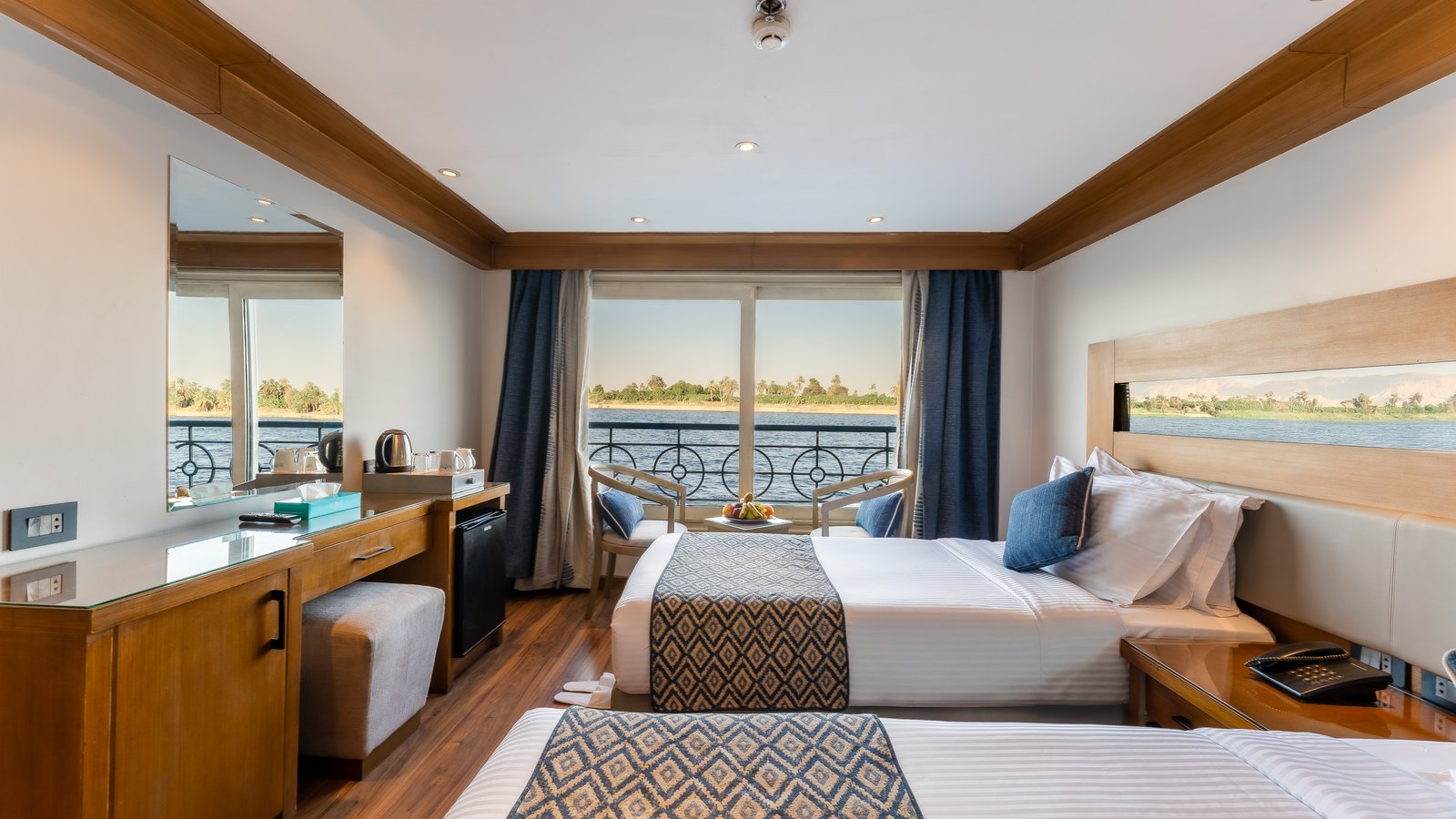 Sun Rise Semiramis III