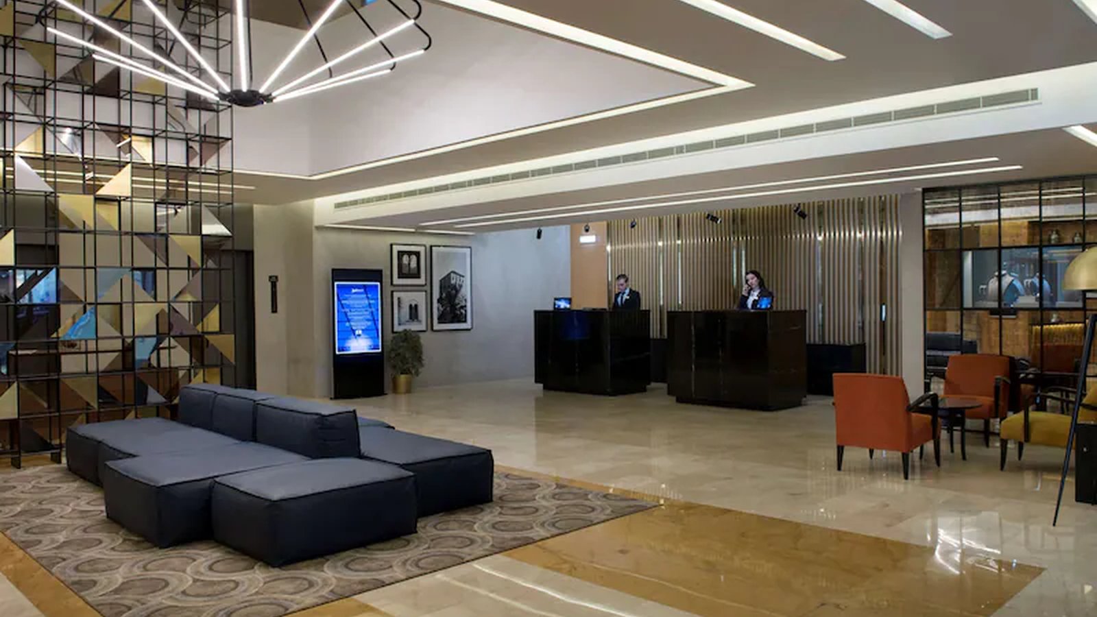 Radisson Blu Hotel, Beirut Verdun