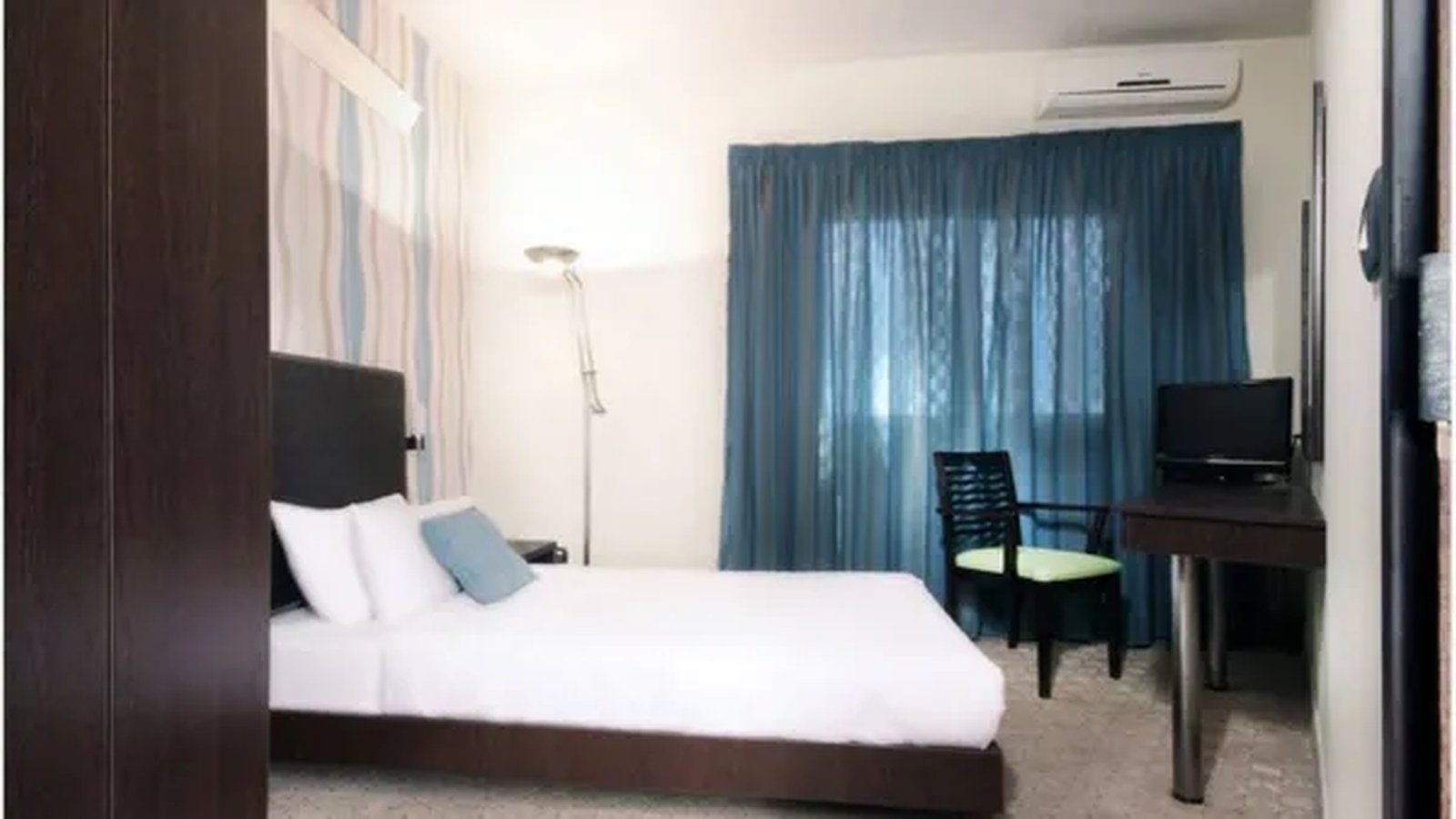 Bay Inn Hotel