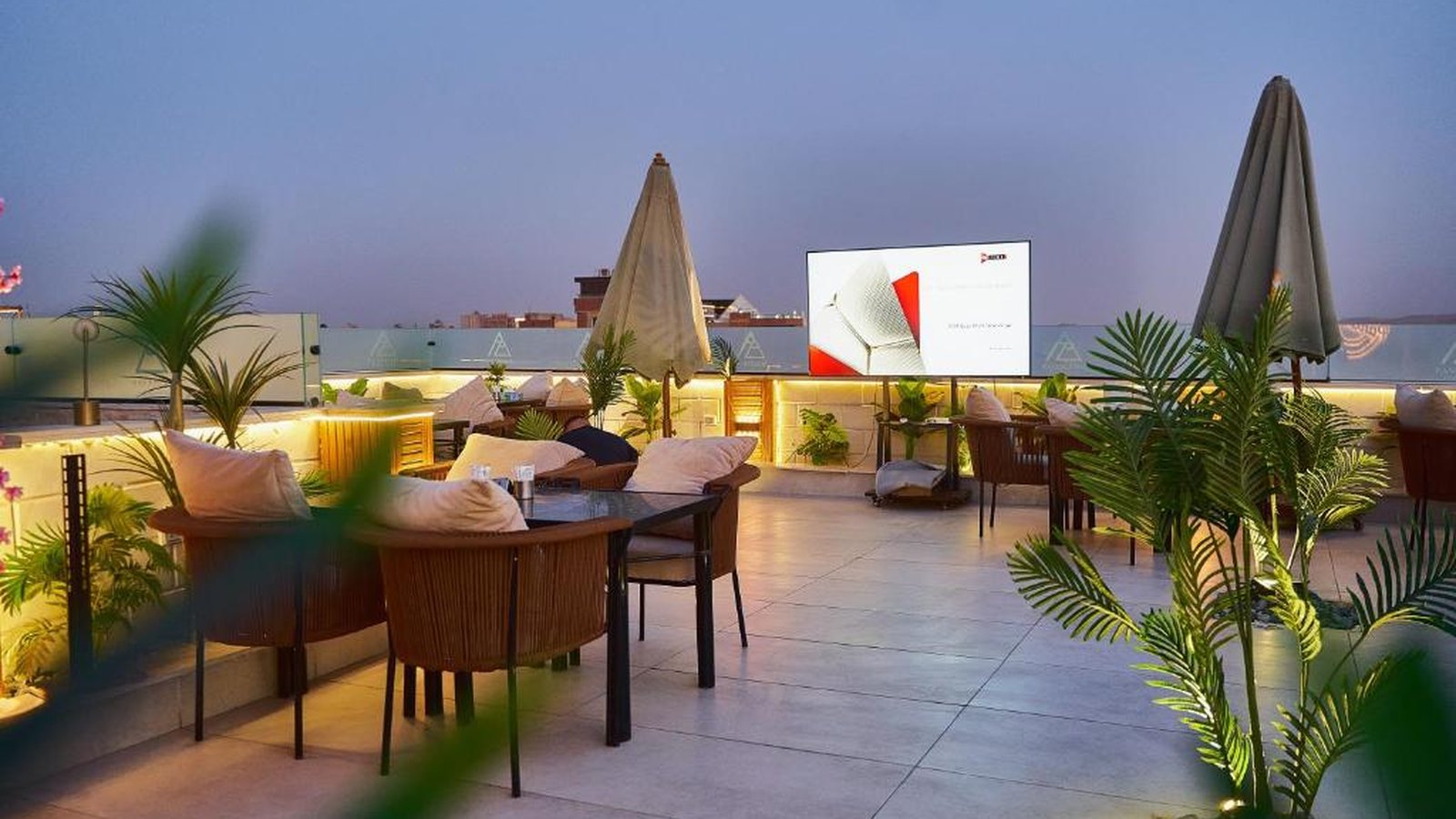 Panorama Pyramid Hotel