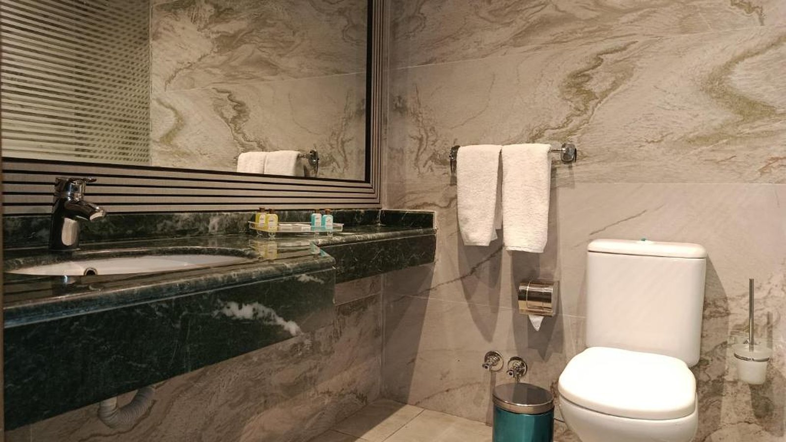 Boudl Grand Pyramids