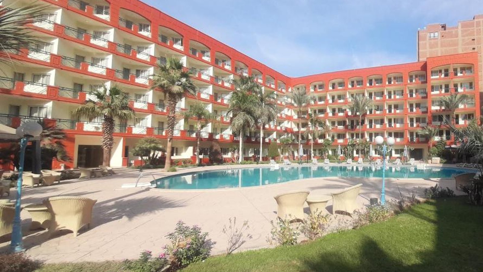 Boudl Grand Pyramids