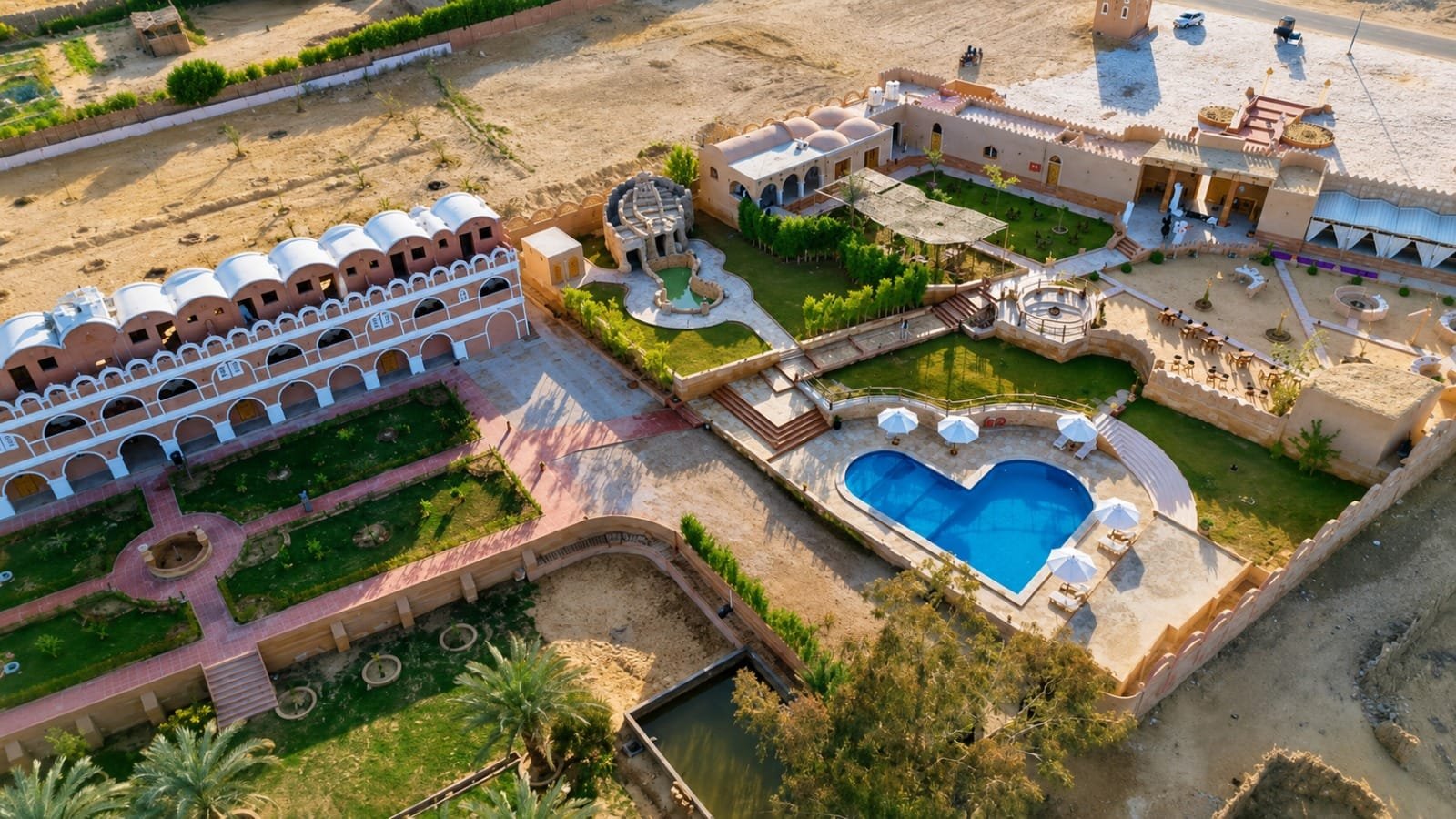 Happy Oasis Siwa Hotel