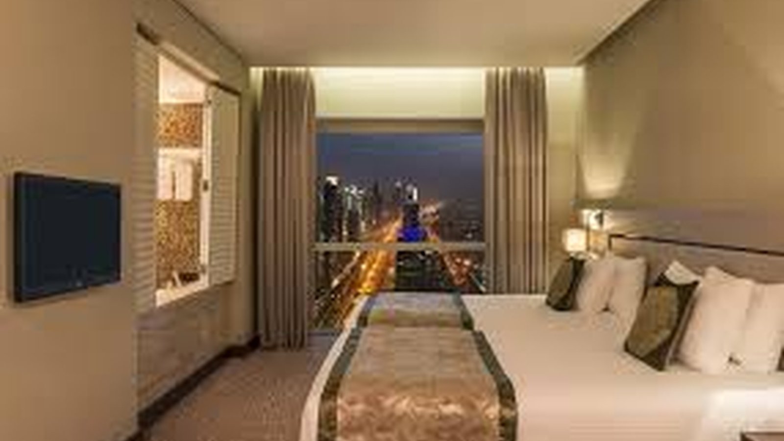 Towers Plaza Hotel – Sheikh Zayed Road
